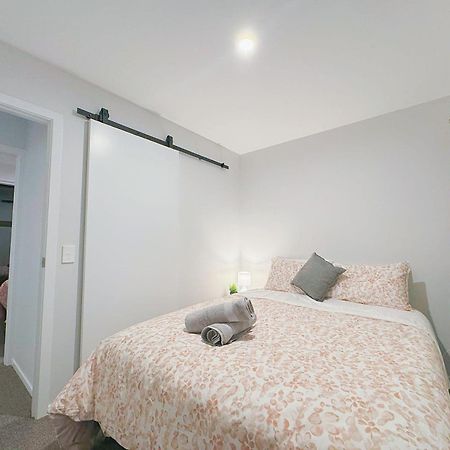 Modern & Stylish 3 Bedroom At Lowerhutt Lower Hutt Bagian luar foto